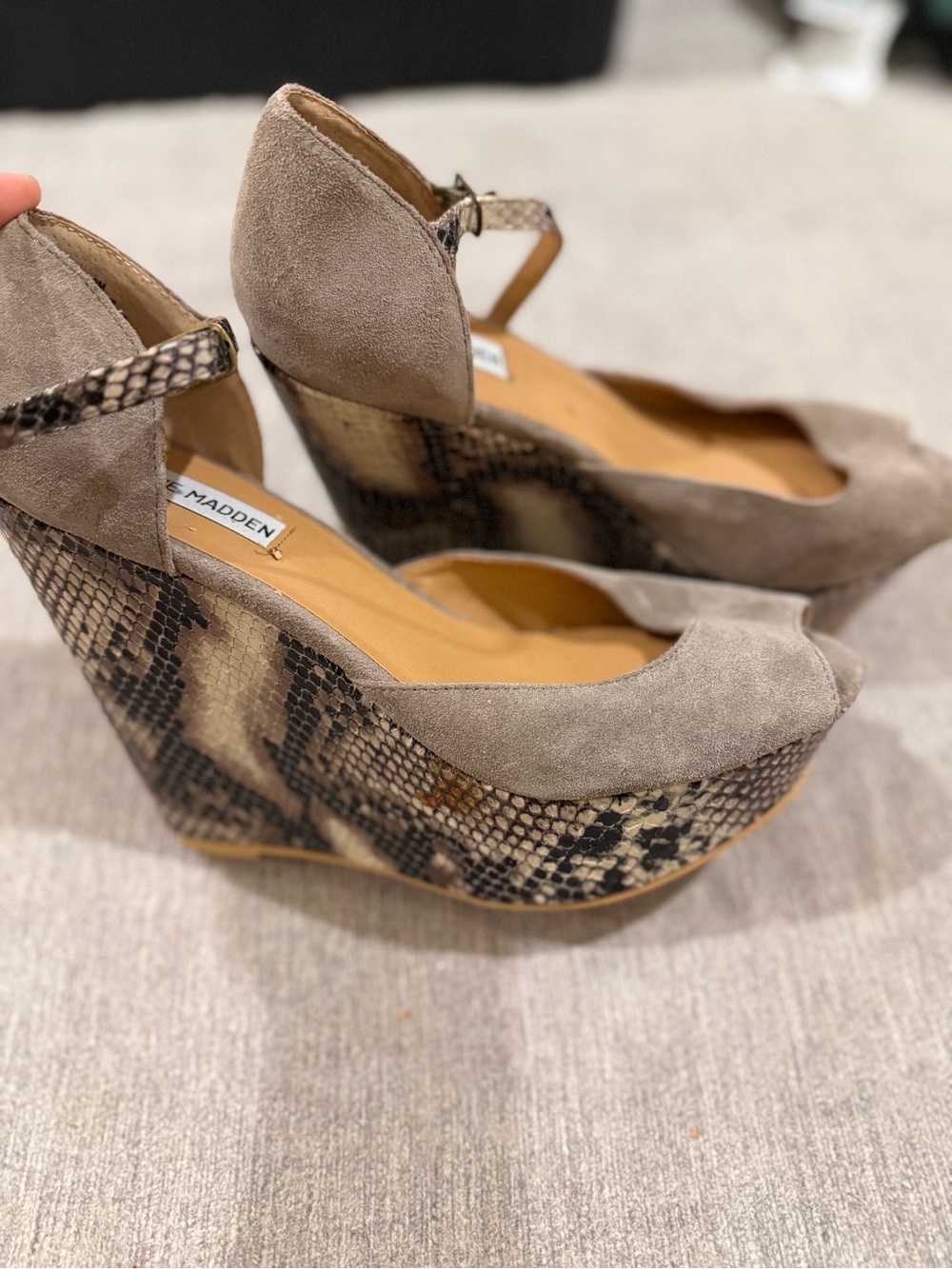 Steve Madden Taupe Suede Wedges with Snake-Print Platform